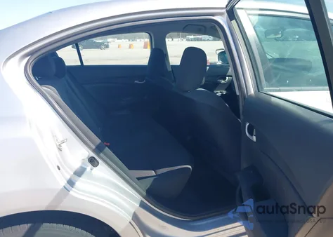 2015 Honda Civic Lx z USA, uszkodzony, nr VIN 19XFB2F54FE116093